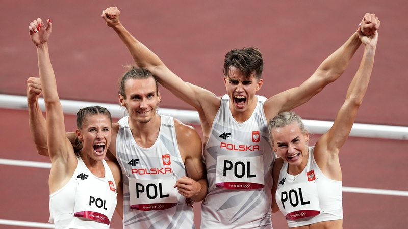 Niesamowita sztafeta 4x400 - jest złoto! "Jesteśmy potęgą na świecie"