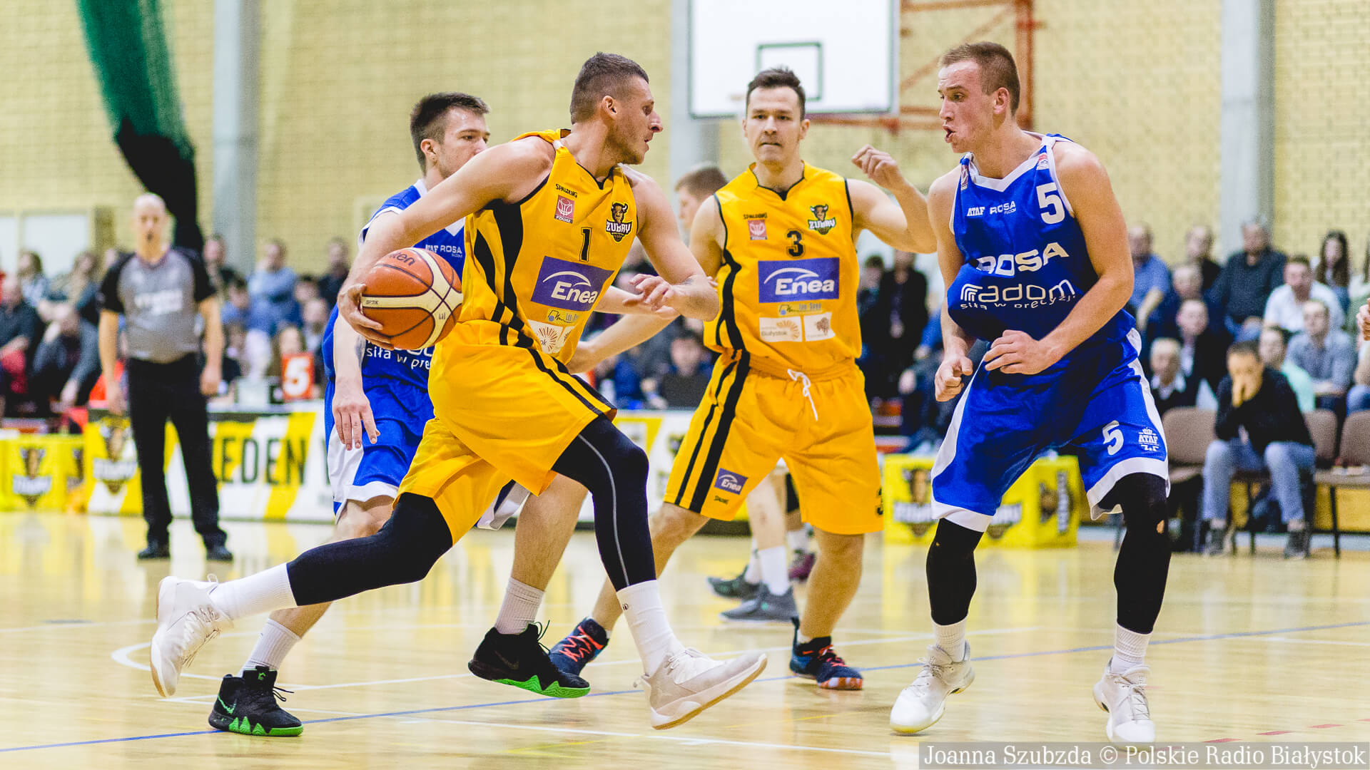 Koszykarze Żubrów Białystok od wygranej rozpoczęli fazę play-off [zdjęcia]