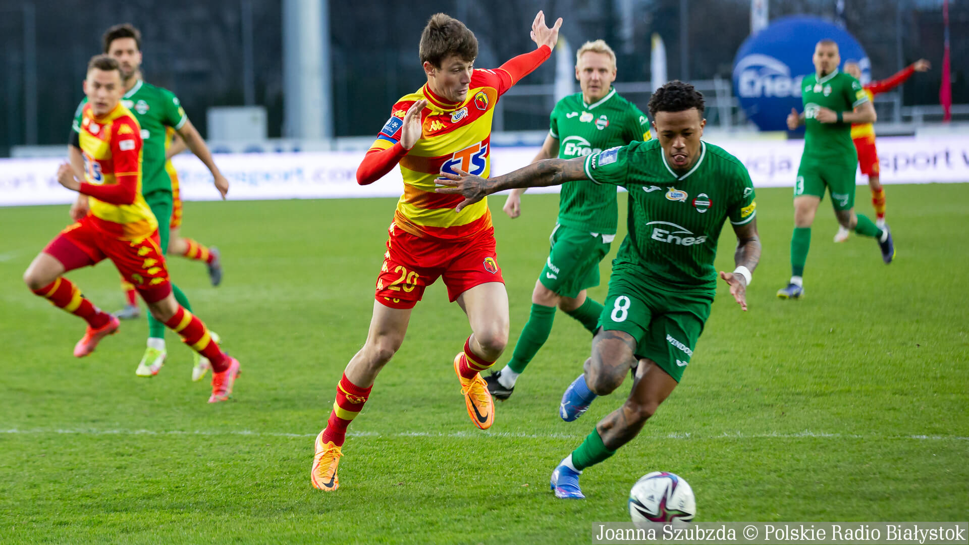 Jagiellonia przegrywała z Radomiakiem już 0:2, ale zremisowała w meczu ekstraklasy [zdjęcia]