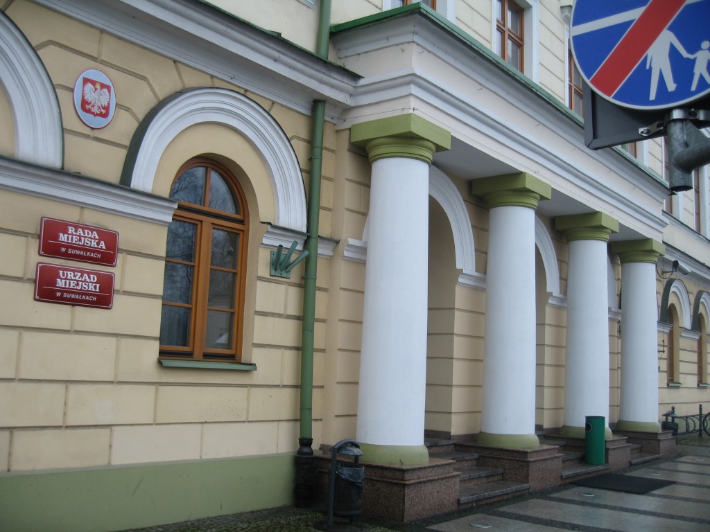 Suwalczanie mogą już odbierać kartę mieszkańca
