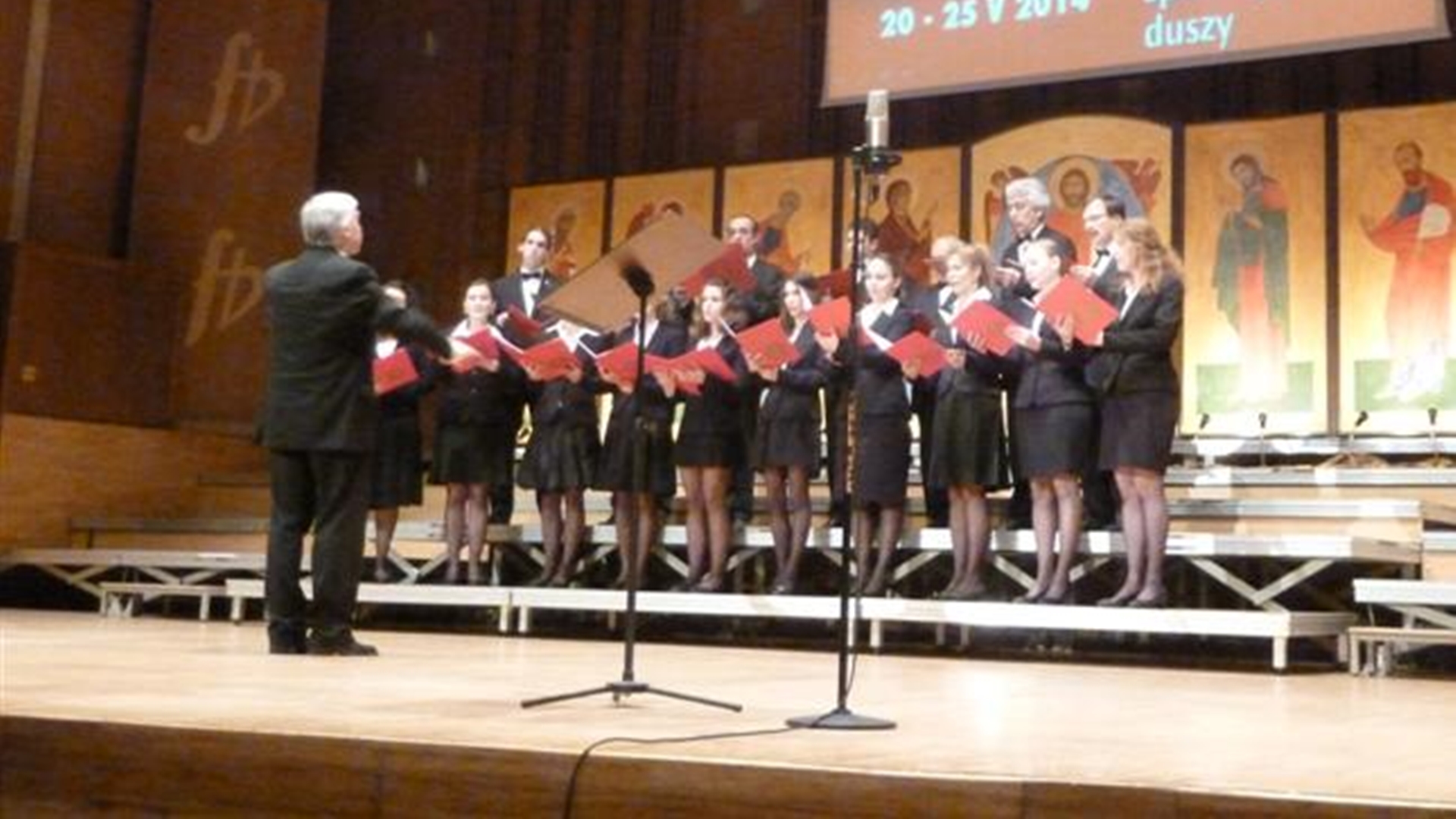 Chór z Moskwy zainaugurował Festiwal Muzyki Cerkiewnej "Hajnówka"