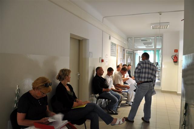 Kolejki w białostockim Referacie Rejestracji Pojazdów