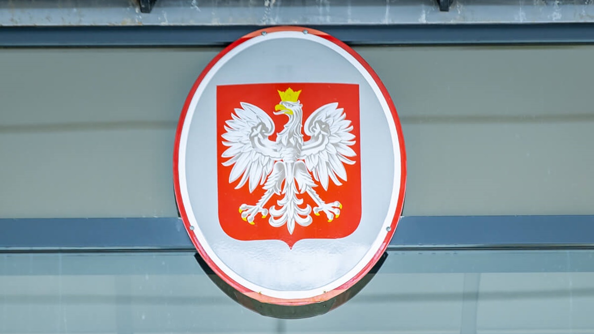 Krzyczał, że jest Najwyższą Izbą Kontroli, a potem zbezcześcił godło