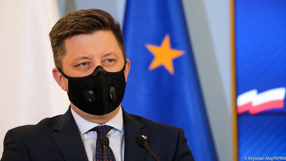 Dworczyk: nie rozważamy scenariusza komercyjnych szczepień