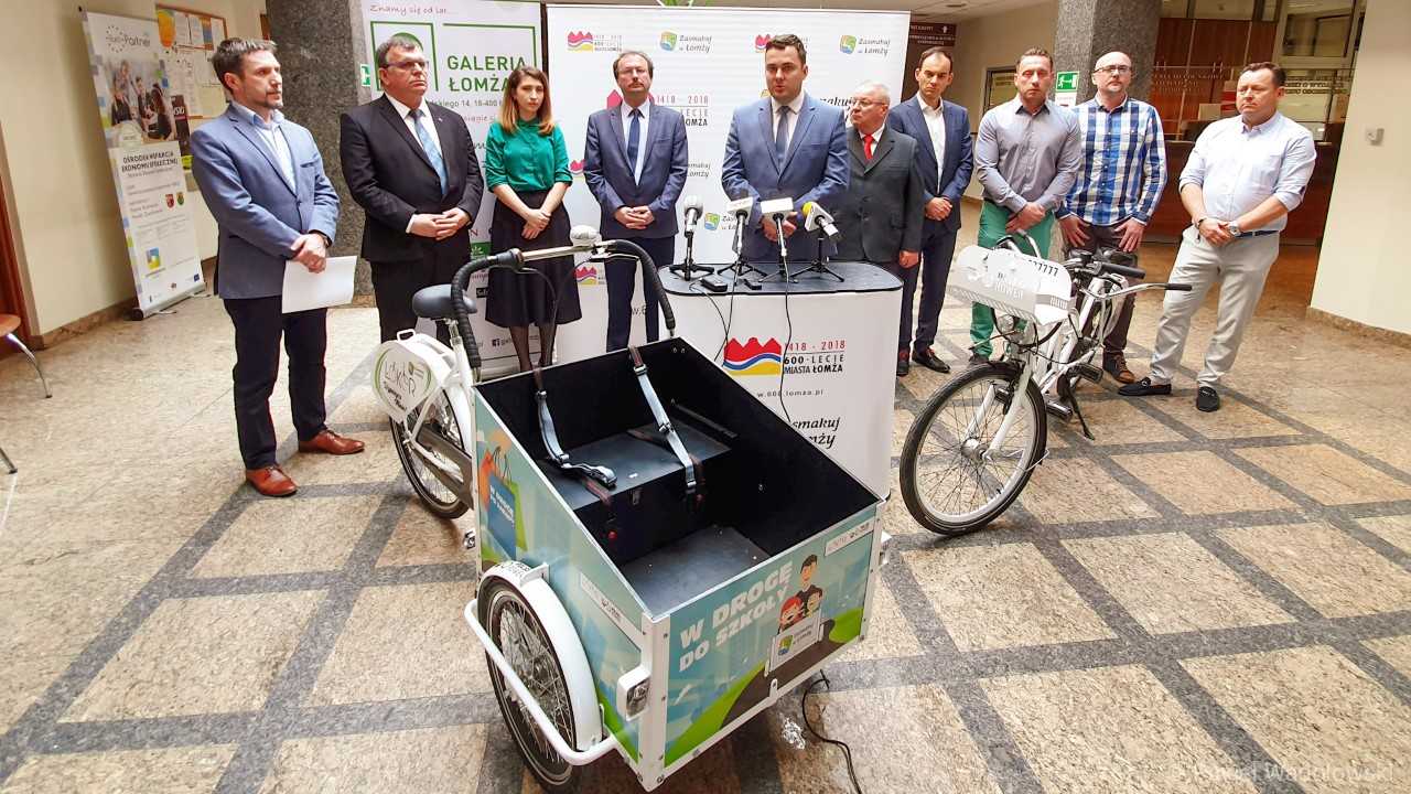 Większość stacji wypożyczania "Łokerów" w Łomży sfinansowały prywatne firmy