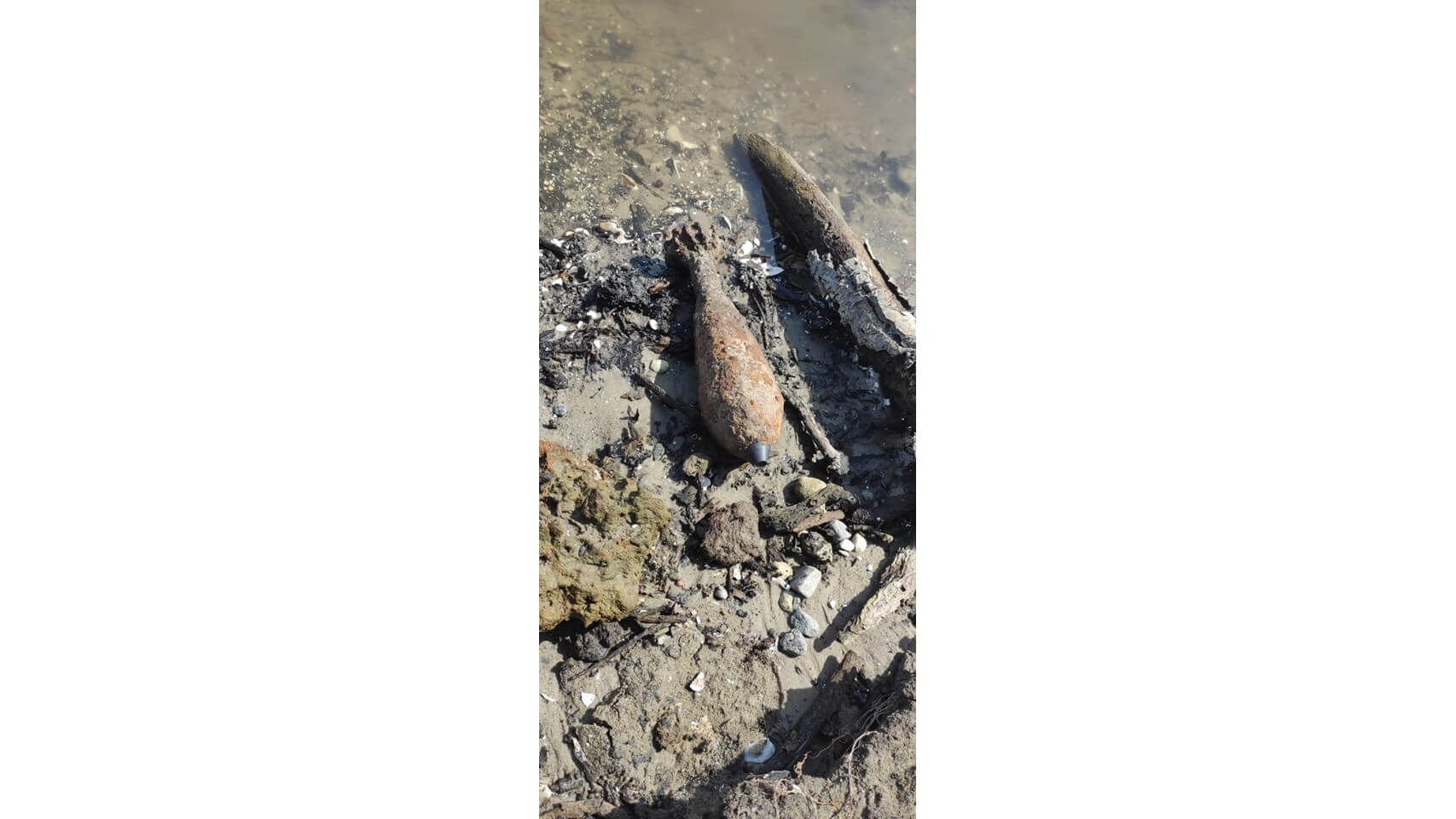 WOPR znalazł w Narwi pocisk z II wojny światowej