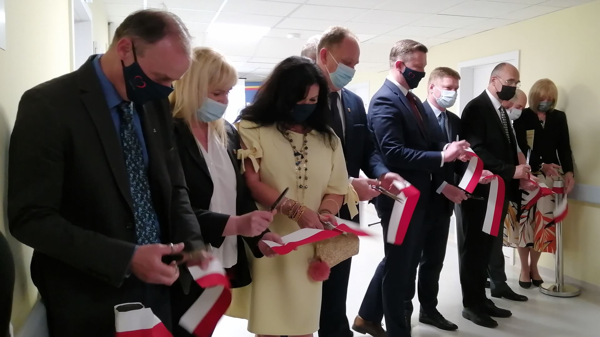 W szpitalu w Łapach otwarto nowe poradnie specjalistyczne i wyremontowaną stację dializ