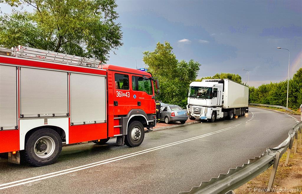 Cztery osoby ranne po wypadku w Łomży