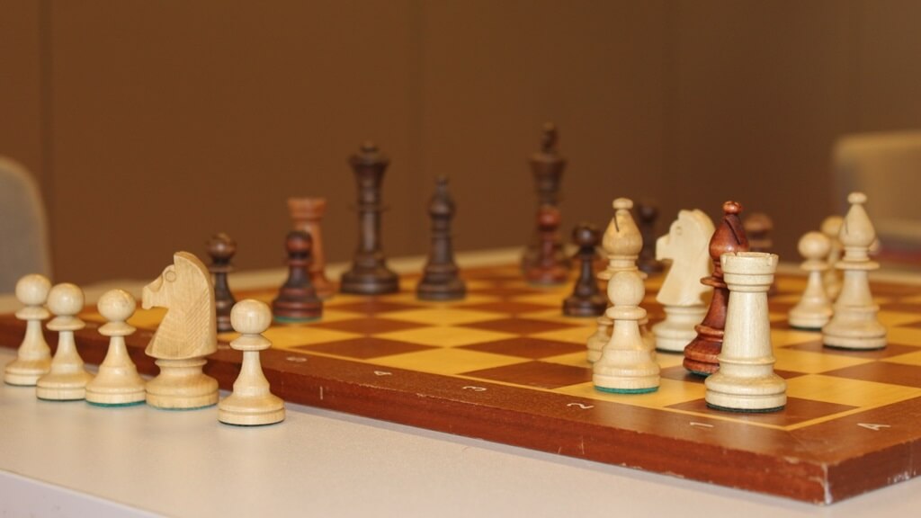 Opowieści różnej treści - szachy wracają do gry