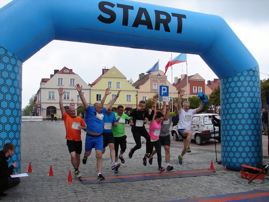 Prawie 200 osób pobiegło w VII Łomżyńskim Półmaratonie