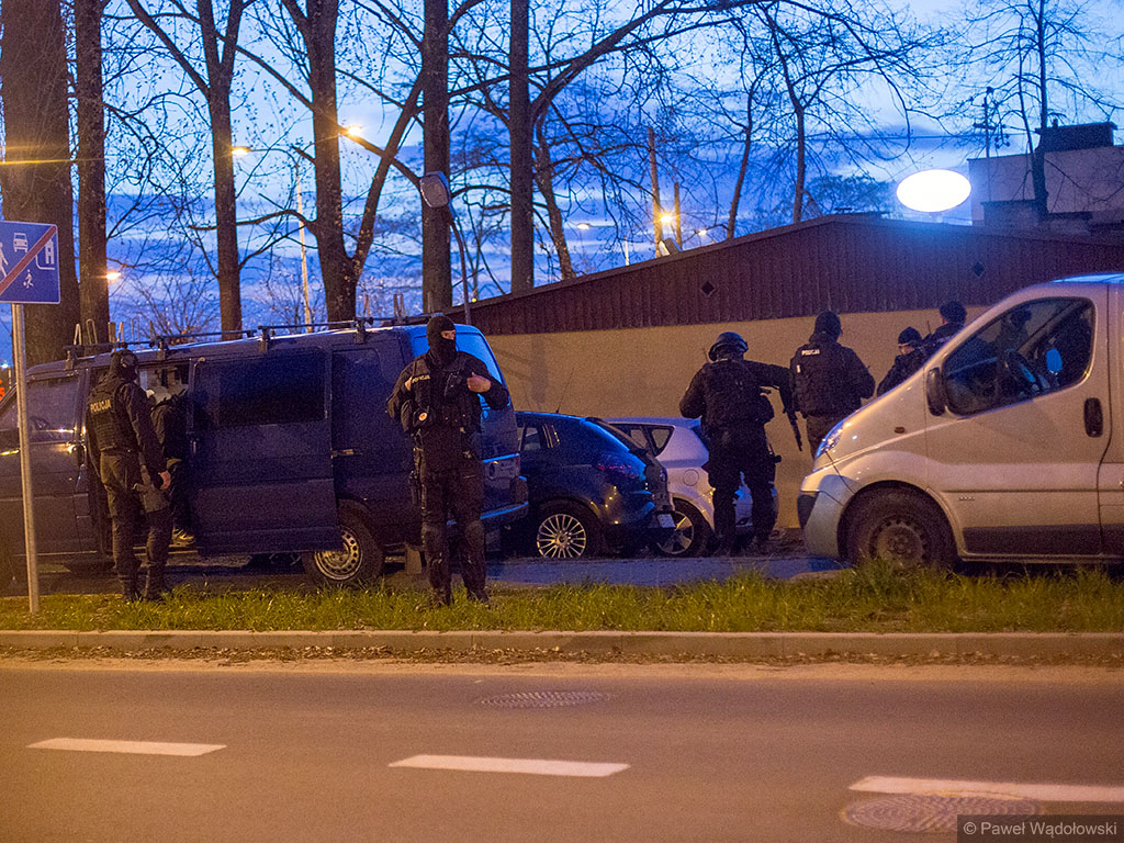 Łomża:  Policjanci rozbili grupę przestępczą, która prowadziła agencję towarzyską