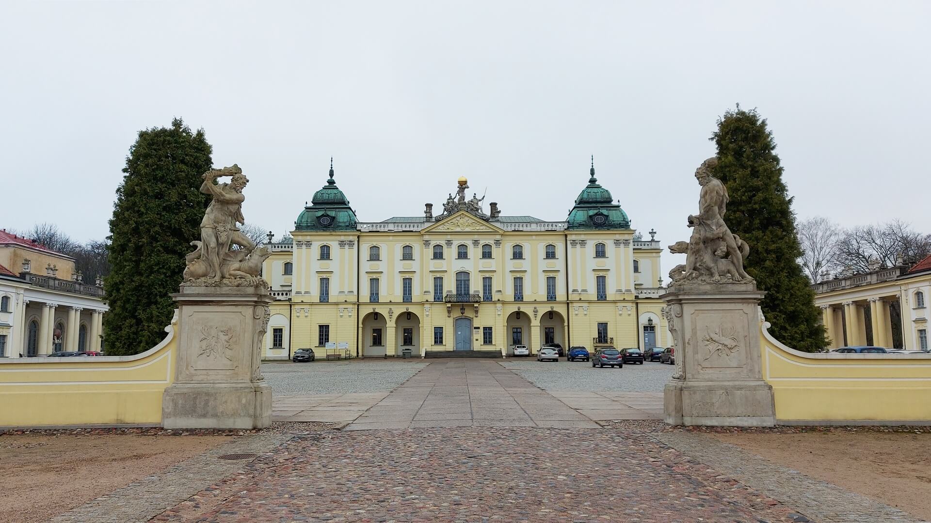 Powstał plan zagospodarowania przestrzennego dla części osiedla Centrum w Białymstoku - pod dziedzińcem Pałacu Branickich będzie mogła powstać aula