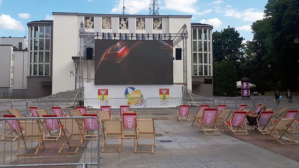 Finał Pucharu Polski: Przed Teatrem Dramatycznym powstanie strefa kibica