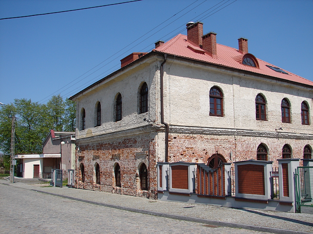 Budynek Ciechanowieckiego Ośrodka Kultury i Sportu będzie miał elewację