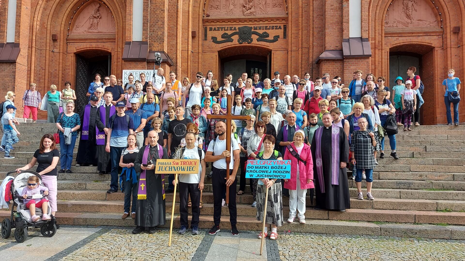 Piesza pielgrzymka do Sanktuarium w Juchnowcu Kościelnym