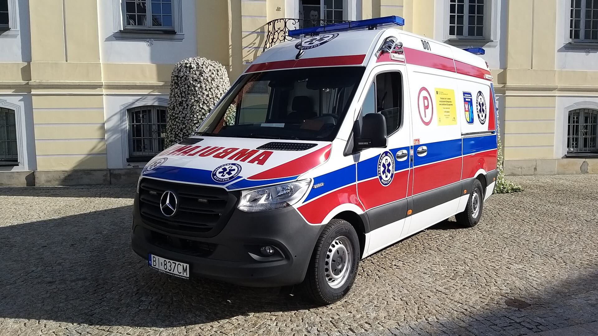 Wojewódzka Stacja Pogotowia Ratunkowego ma nową karetkę - pochodzi z projektu Budżetu Obywatelskiego