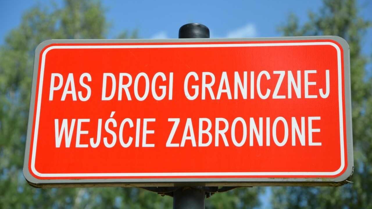Cudzoziemcy ukarani mandatami za naruszenie polsko-białoruskiej granicy
