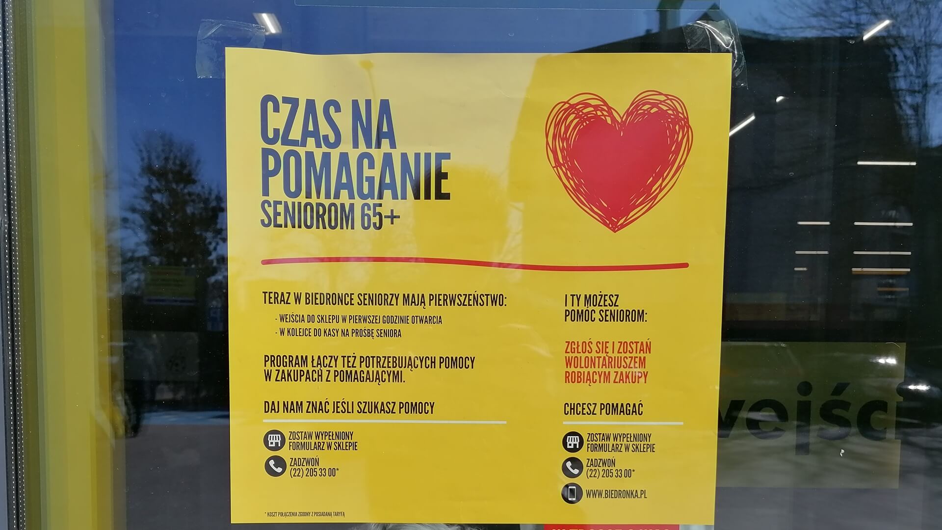 Sklepy wprowadzają udogodnienia dla seniorów