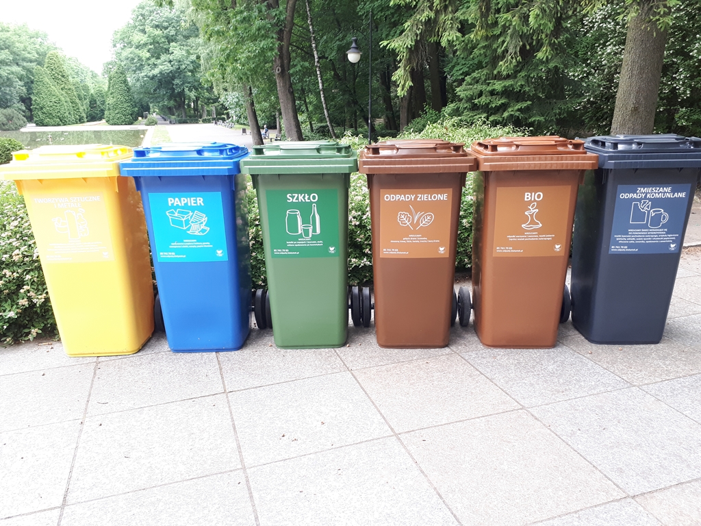 Od października zmienią się zasady segregowania śmieci w Białymstoku