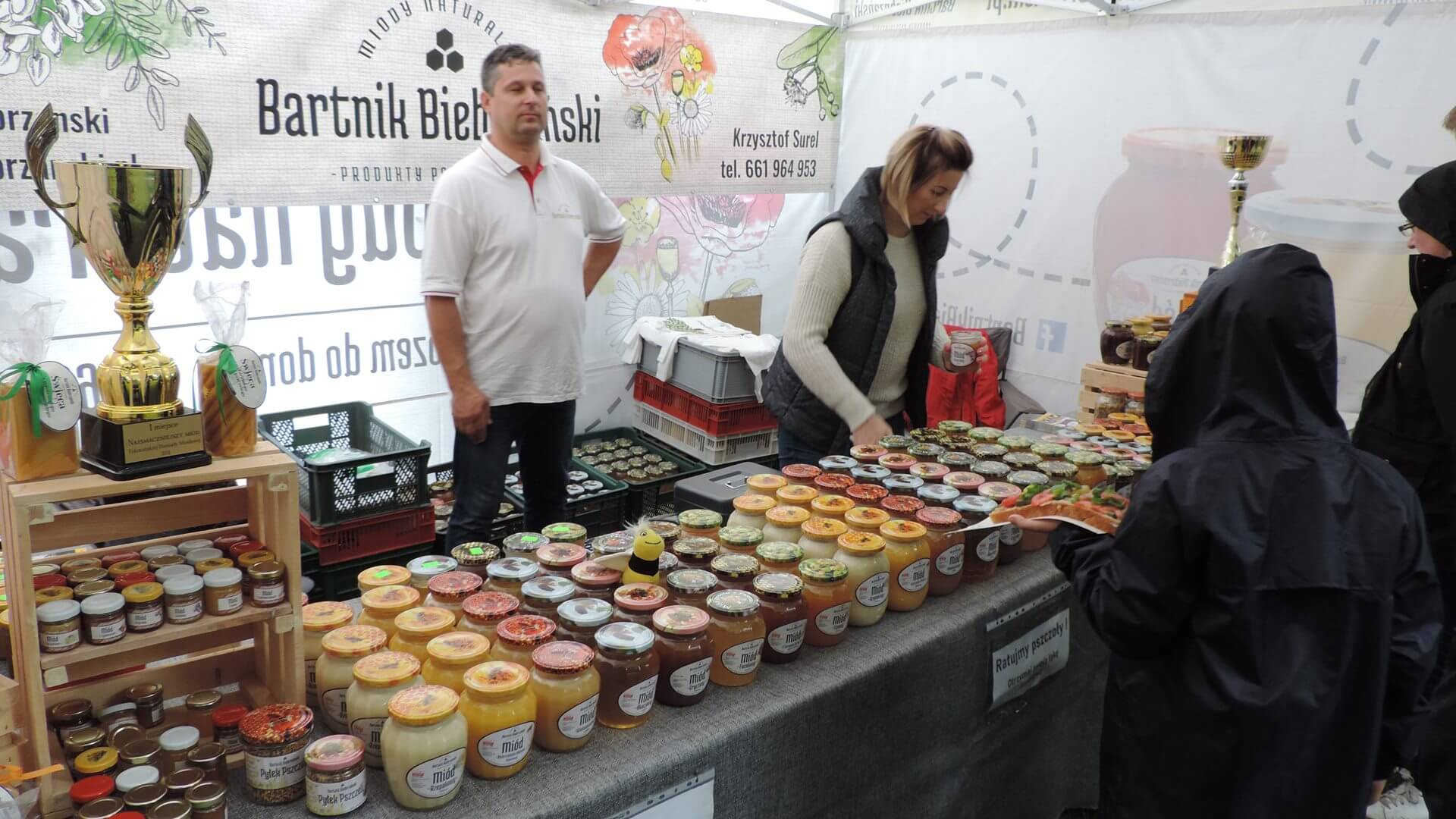 W Kurowie trwa XXI Biesiada Miodowa