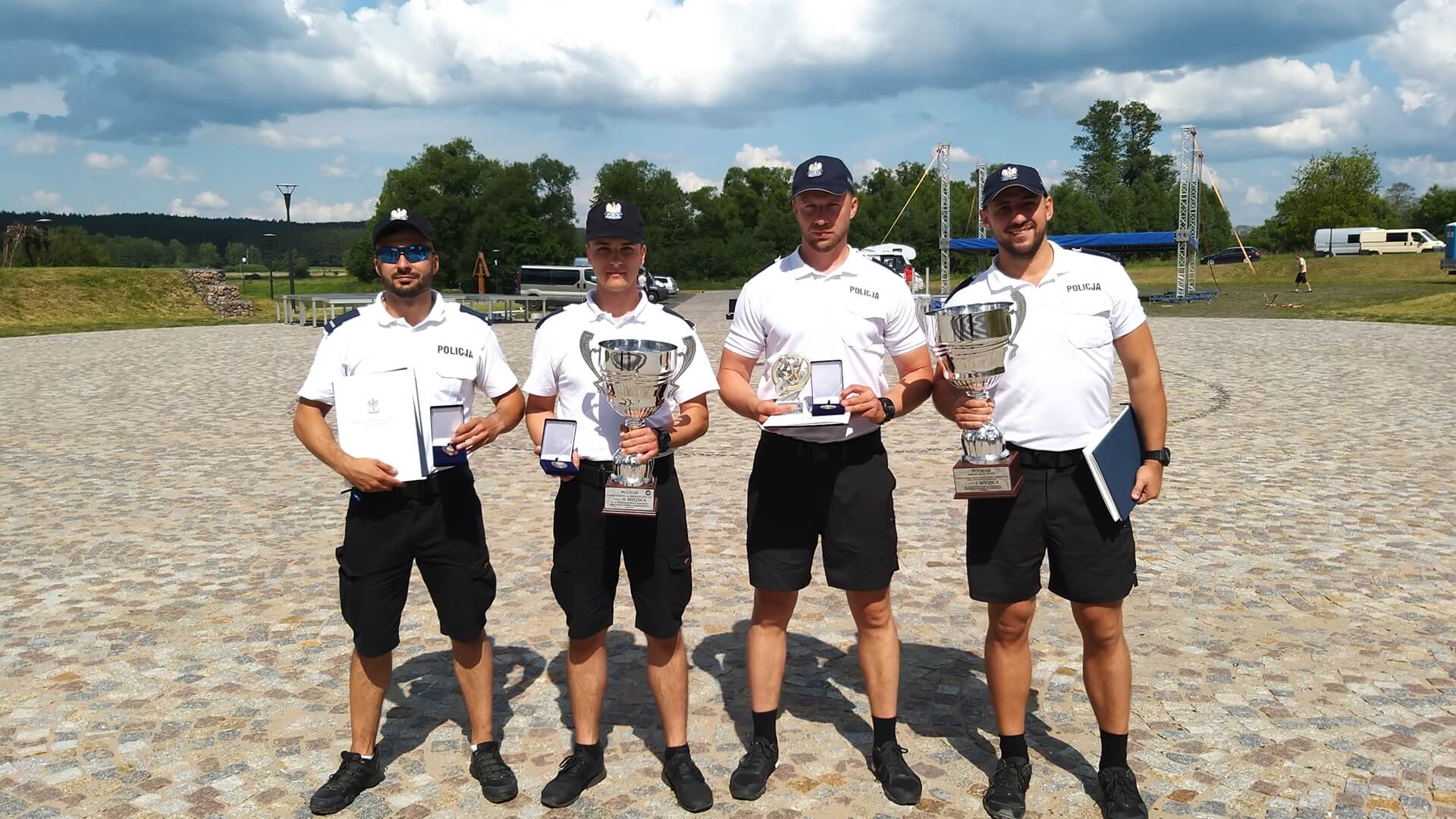 Ogólnopolskie Zawody Policyjnych Patroli Rowerowych w Supraślu - funkcjonariusze rywalizowali w 4 konkurencjach