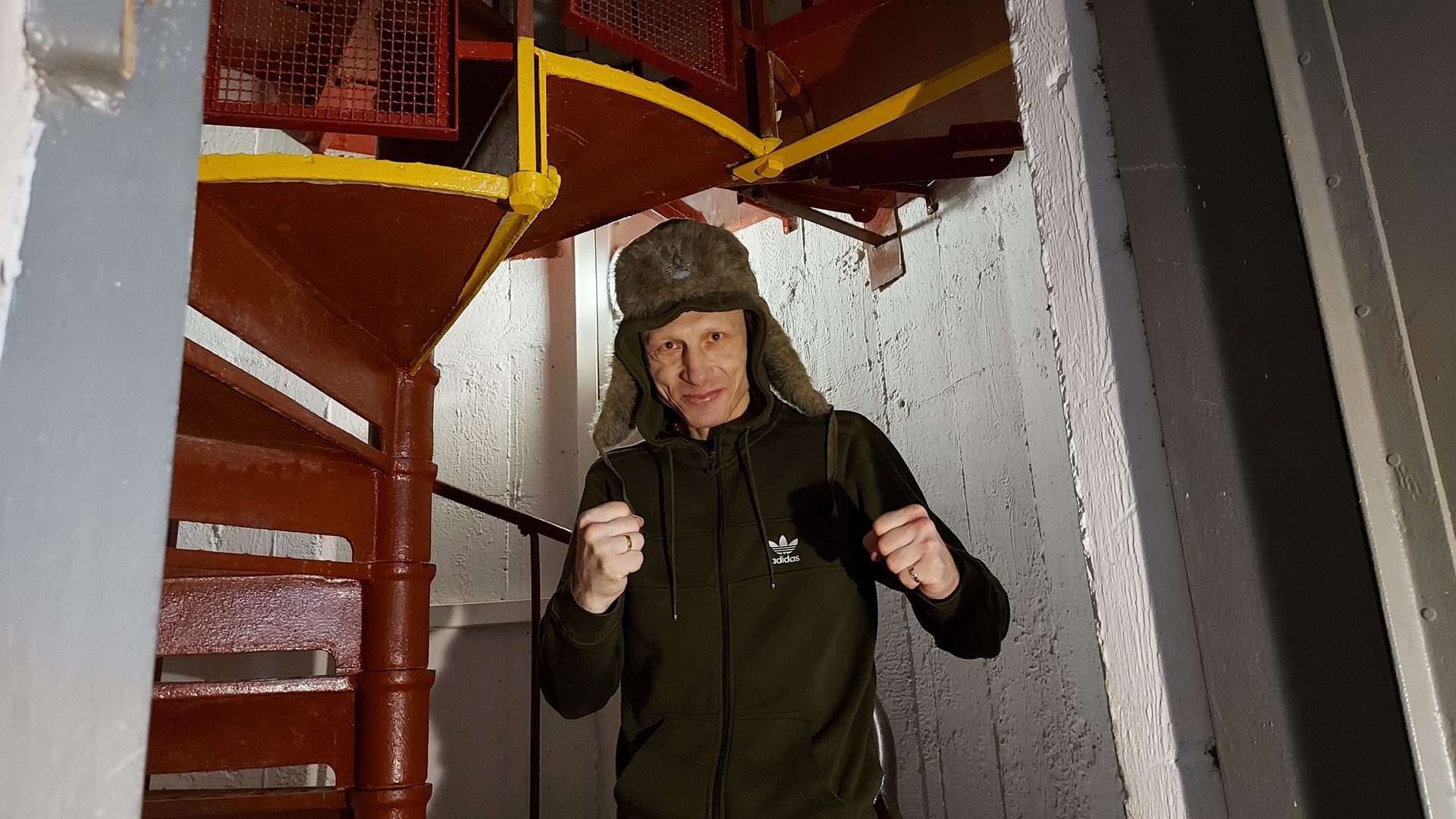 Utytułowany białostocki kickbokser Robert Ciulkin wbiegł 200 razy na wieżę kościoła św. Rocha