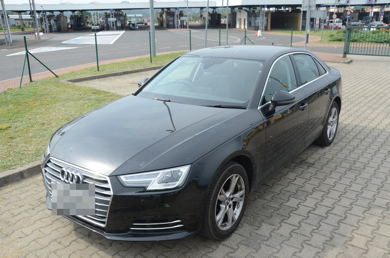 Funkcjonariusze straży granicznej odzyskali skradzione auto i rower