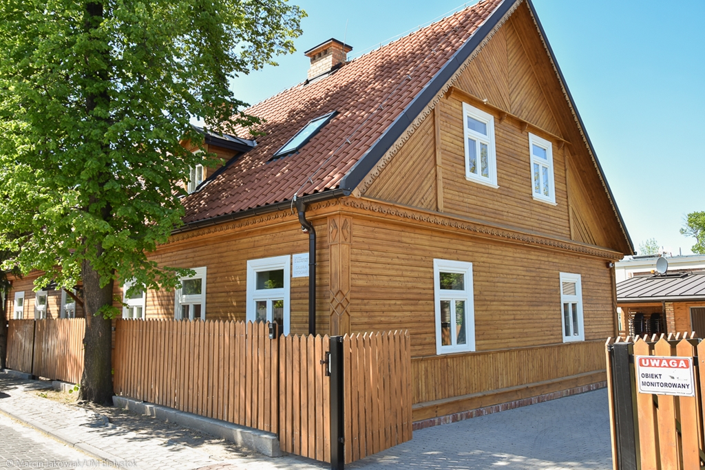 Wystawa zdjęć Bolesława Augustisa zainaugurowała działalność Galerii Fotografii na Bojarach w Białymstoku