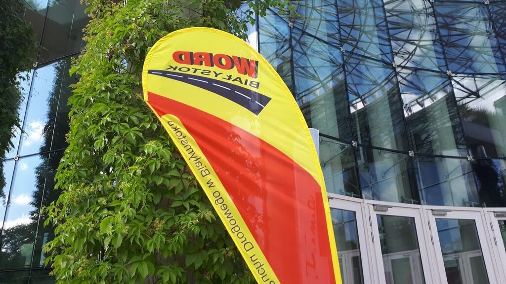 Były marszałek wiedział o nieprawidłowościach związanych z kupnem aut przez WORD w Białymstoku, ale nie wyjaśnił sprawy do końca