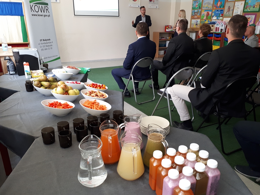 W Białymstoku podsumowano kolejną edycję unijnego "Programu dla szkół"