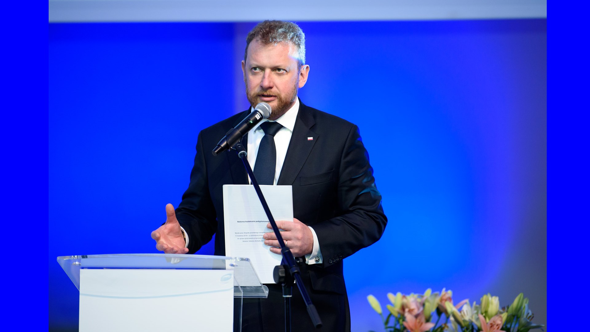 Szumowski: środki ochrony i dystans dają gwarancję, że udział w wyborach jest bezpieczny