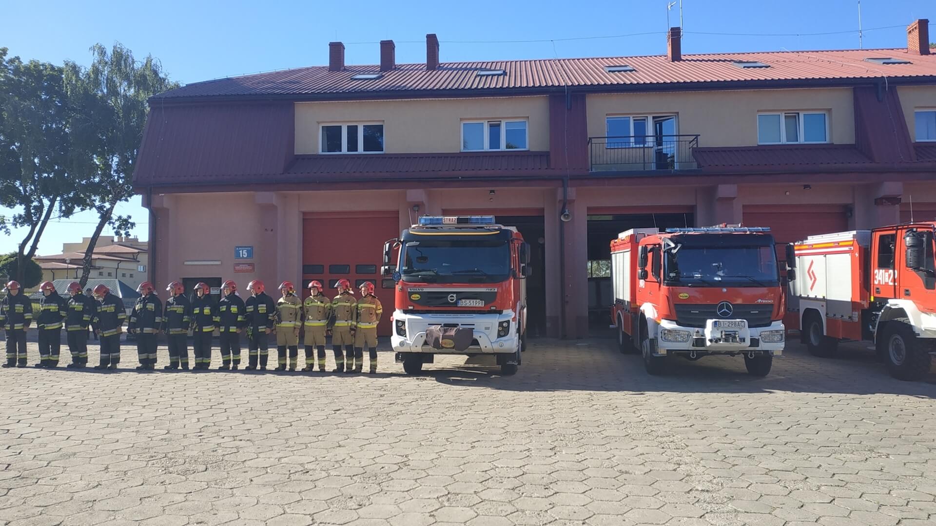 Za miesiąc zwiększy się liczba suwalskich strażaków