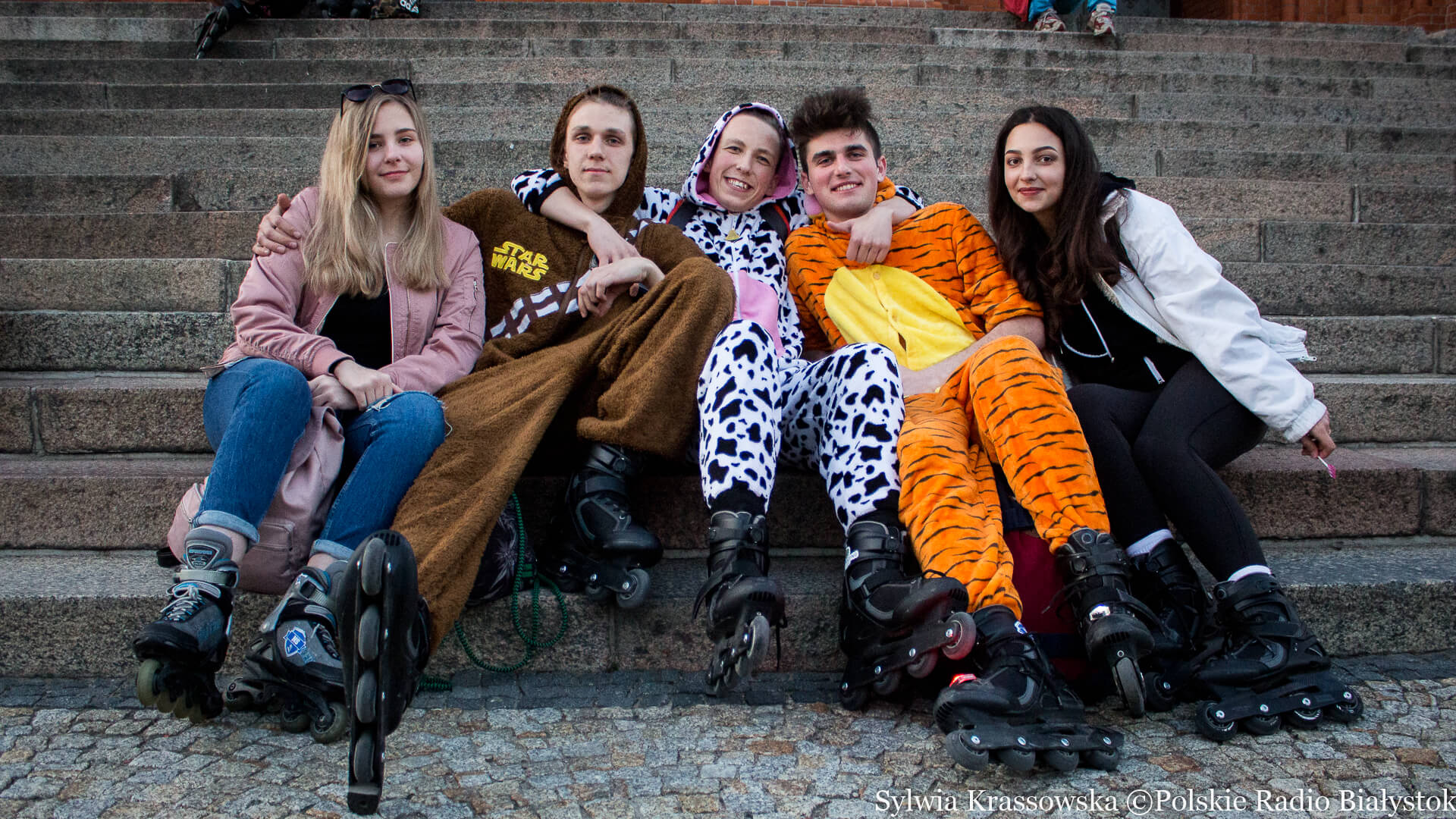 Rolkarze opanowali ulice - początek sezonu Nightskating Białystok