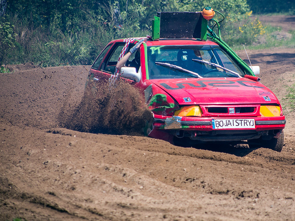 Moto Show, czyli piknik motoryzacyjny w Czerwonym Borze [zdjęcia]