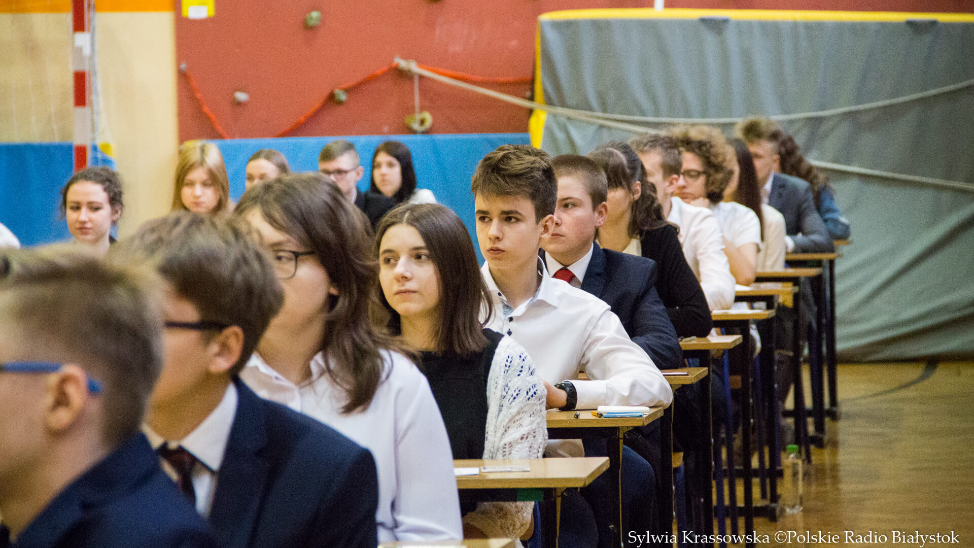 Ósmoklasiści zdają ostatni egzamin – większość wybrała język angielski