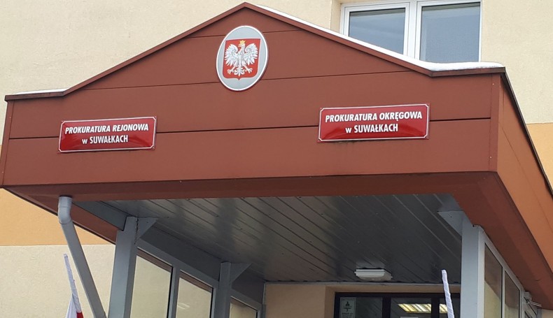 Mężczyzna, który zrzucił swoją babcię z balkonu w Suwałkach może być niepoczytalny