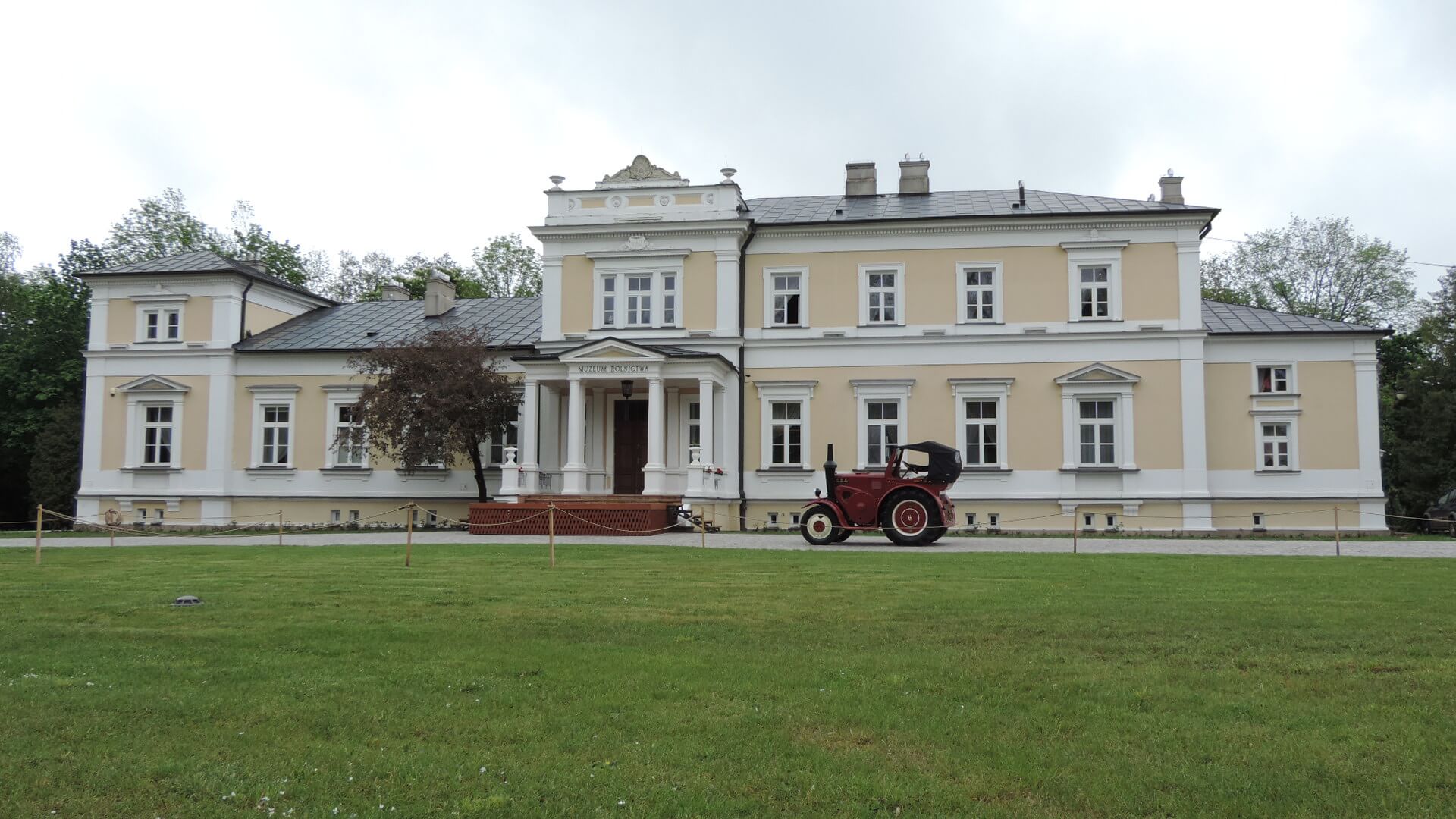 Nie wiadomo kiedy pierwsi turyści odwiedzą Muzeum Rolnictwa w Ciechanowcu - jest tam izolatorium dla chorych