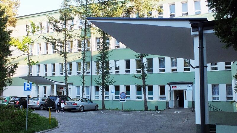 W augustowskim szpitalu brakuje personelu medycznego - dyrektor apeluje o pomoc