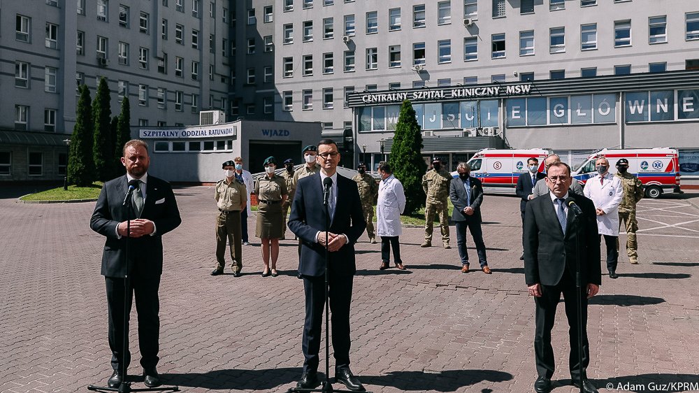 Morawiecki: pandemia koronawirusa to kryzys, jakiego nie widzieliśmy od lat; naród zdał egzamin