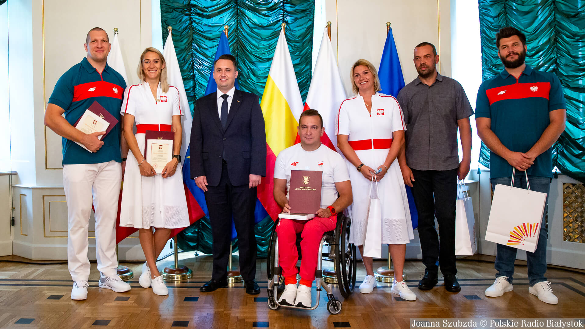 Białostoccy sportowcy z wizytą u prezydenta przed wyjazdem na igrzyska w Tokio [zdjęcia]