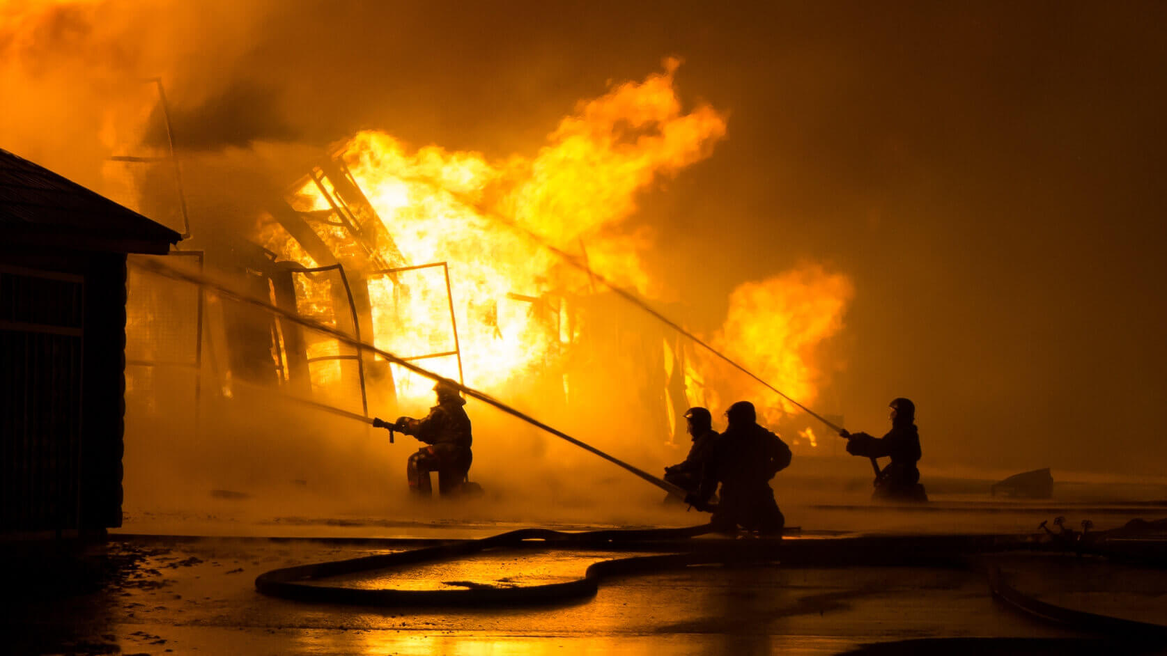 Pożar stolarni w Kownatach pod Łomżą