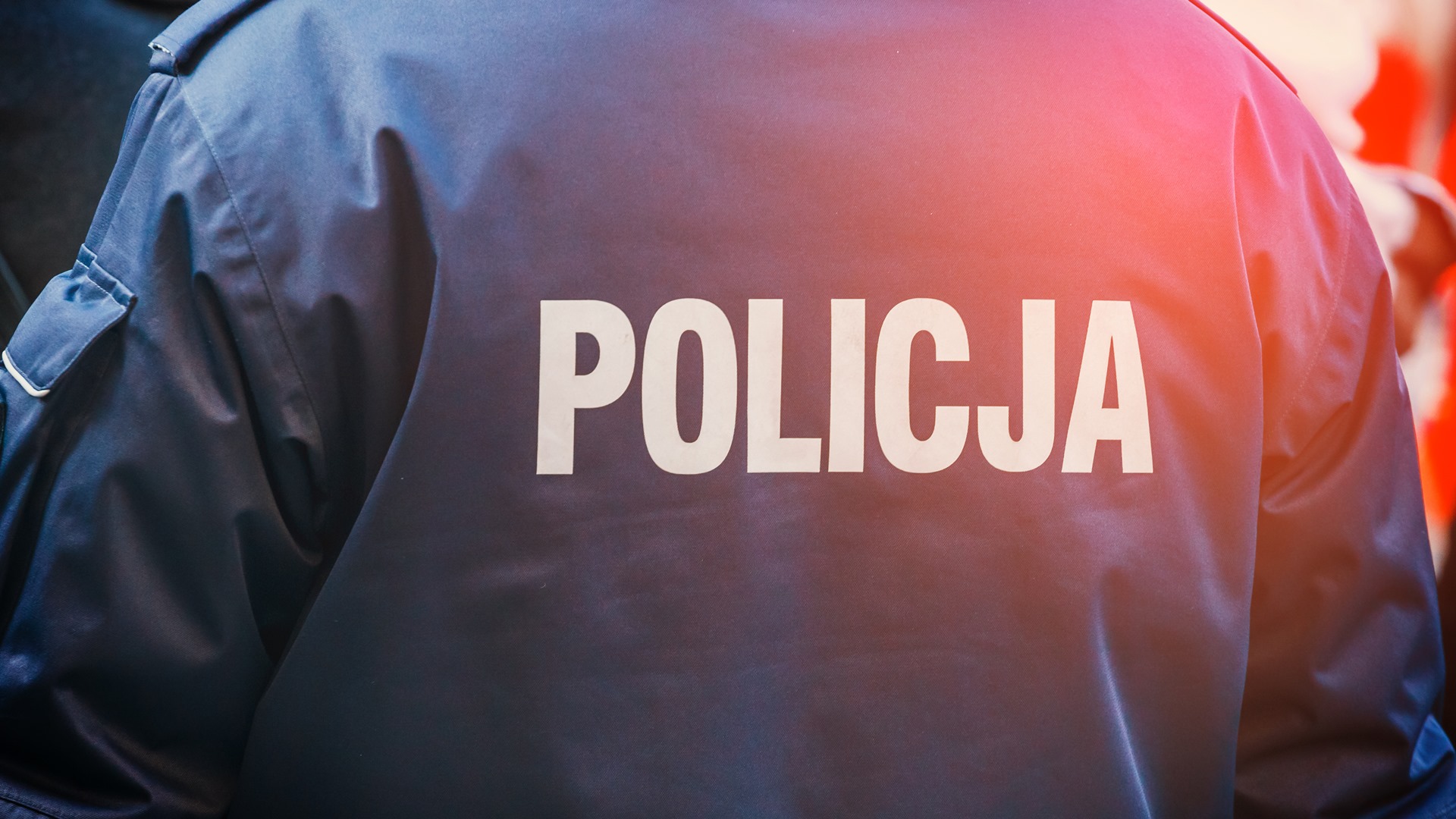 Policja zatrzymała Ukraińca przewożącego nielegalnych imigrantów