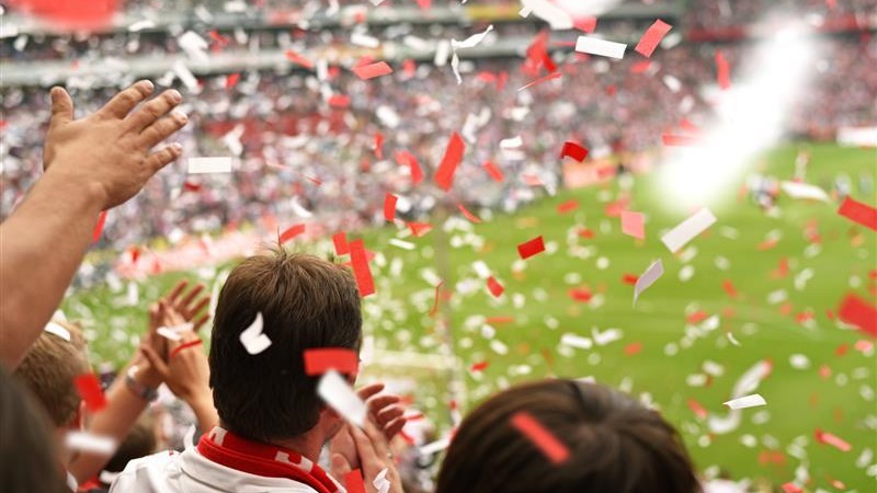 Liczenie strat zamiast piłkarskiego święta - dziś miały rozpocząć się Euro i Copa America