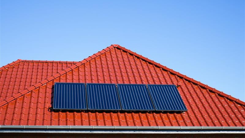 Montaż solarów i paneli fotowoltaicznych z unijnym dofinansowaniem w ponad 60 podlaskich gminach