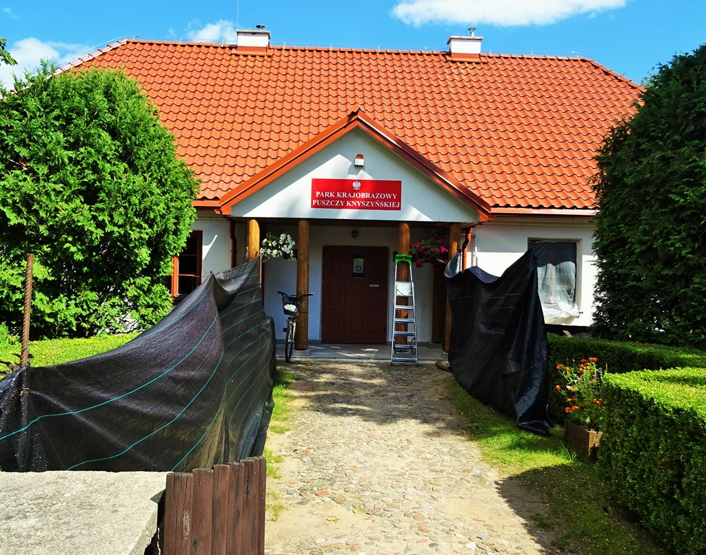 Biały Dworek w Supraślu - miejsce, gdzie historia przeplata się z edukacją przyrodniczą