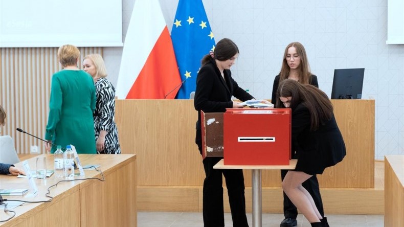 W Augustowie rozpoczęły się (21.10) wybory do Młodzieżowej Rady Miejskiej
