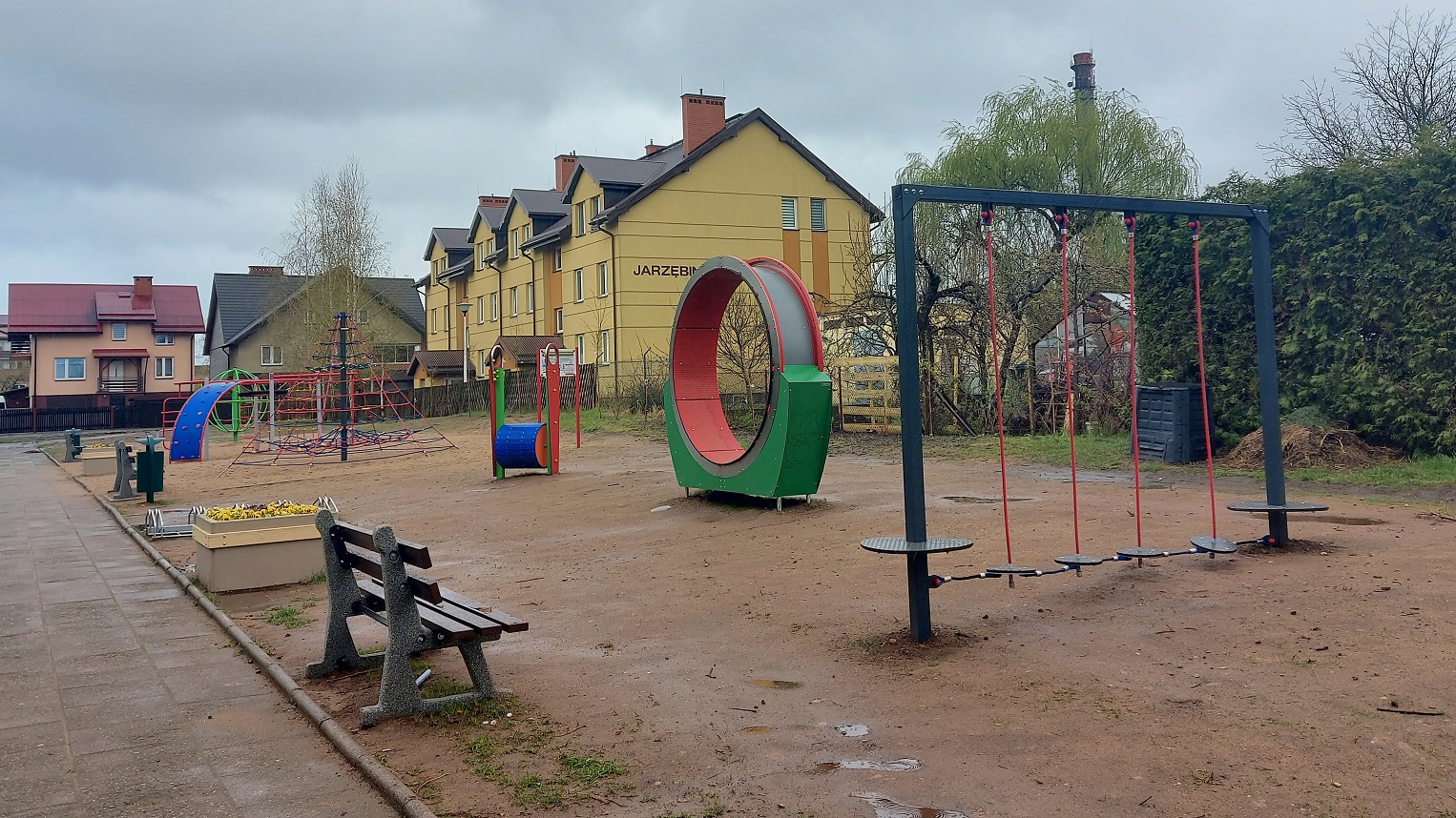 Augustowianie skarżą się na stan placów zabaw