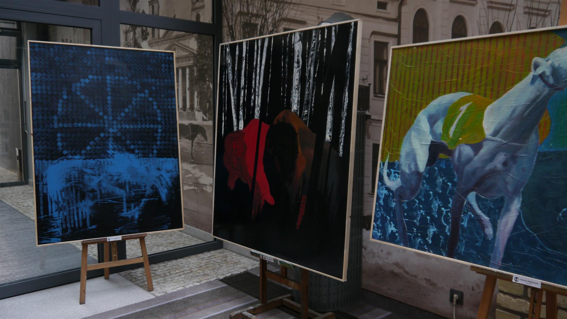 Suwałki. Aukcja prac lokalnych artystów