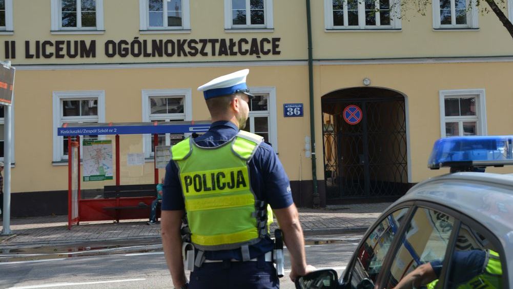 Suwalska policja sprawdziła szkoły. Teraz czas na auta rodziców