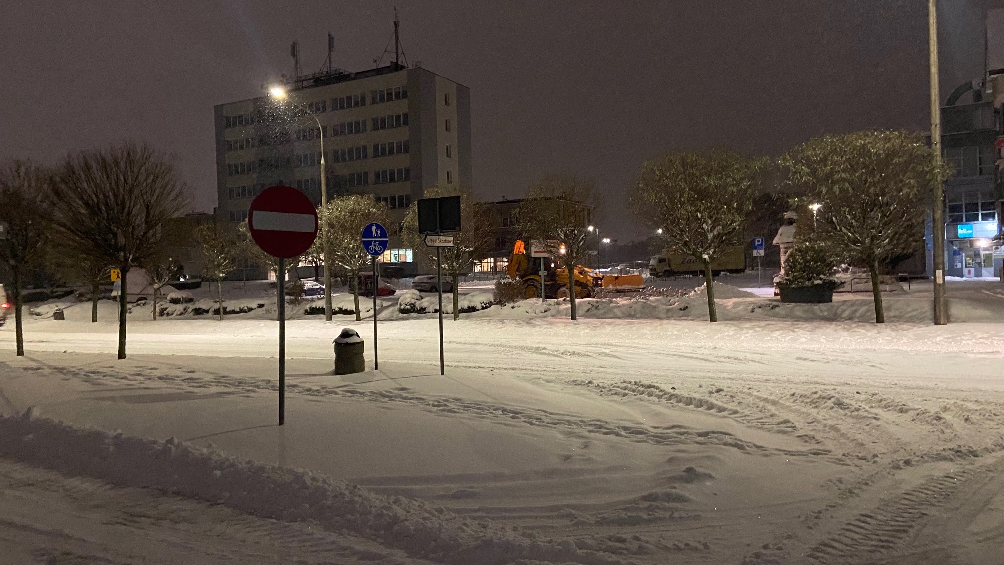 Uwaga kierowcy! Fatalne warunki drogowe w Suwałkach!